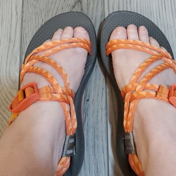 Chaco Strappy Sandals Shoes Orange Adjustable Strap Women's WOMAN'S Size 7 - Picture 2 of 16